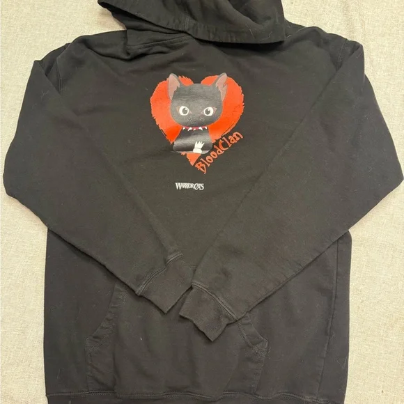 Bundle of 3 Warrior Cat sweatshirts - Picture 4 of 4